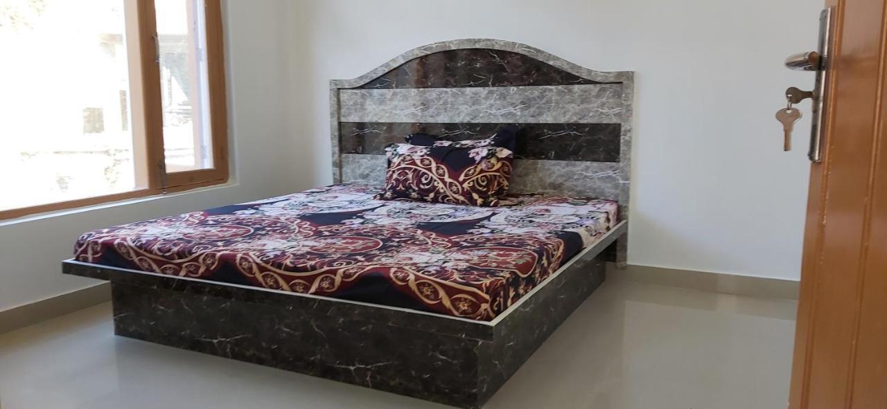 Solitude Inn Bnb Shimla Ngoại thất bức ảnh