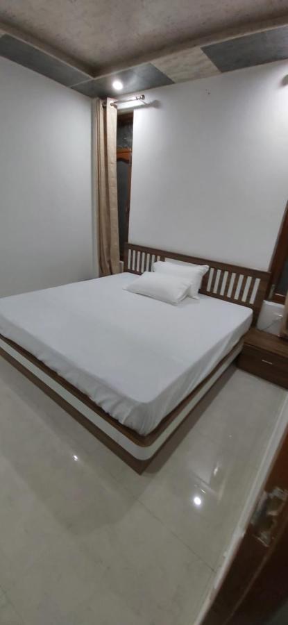 Solitude Inn Bnb Shimla Ngoại thất bức ảnh